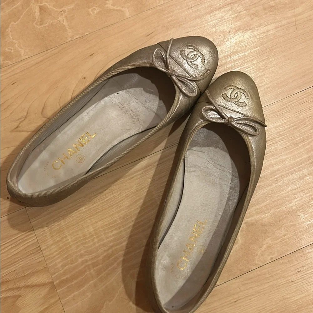 CHANEL pre owned